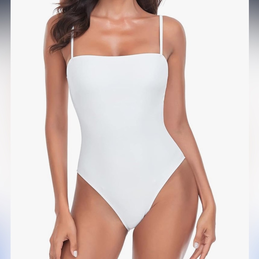 Relleciga White One-Piece‎ Swimsuit